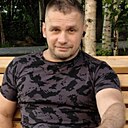 Он, 47 лет