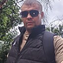 Роман, 33 года