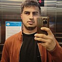 Bobur, 20 лет