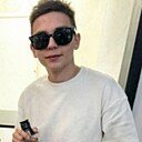 Макс, 18 лет