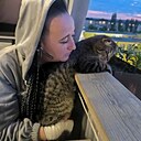 Окси, 46 лет