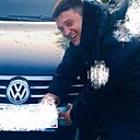 Kis, 33 года