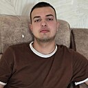 Adam, 22 года