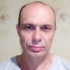 Фотография мужчины Валерьян, 45 лет из г. Саратов