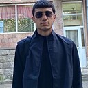 Vazgen, 22 года