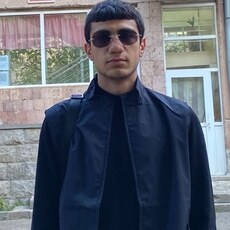 Фотография мужчины Vazgen, 22 года из г. Наро-Фоминск
