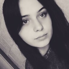 Фотография девушки Євгенія, 18 лет из г. Херсон