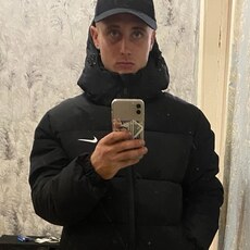 Фотография мужчины Максим, 21 год из г. Горно-Алтайск