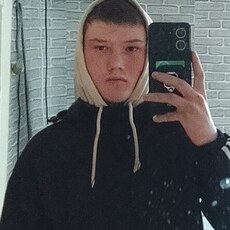 Фотография мужчины Максим, 19 лет из г. Улан-Удэ