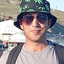 Умаров М, 35 лет