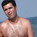 Он, 53 года