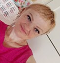 Девушка, 42 года