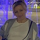 M D, 44 года