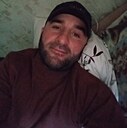 Али А, 33 года
