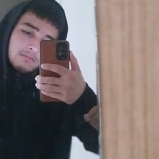 Фотография мужчины Диловар, 21 год из г. Нижний Тагил