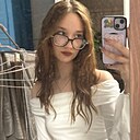 Вика, 18 лет