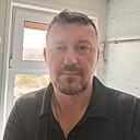 Viktor, 44 года