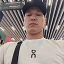 Abdulaziz, 21 год