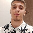 Адам, 23 года