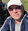 Виктор, 54 года