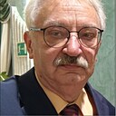Лев, 62 года