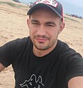 Илья, 33 года