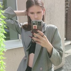 Фотография девушки Антонина, 18 лет из г. Томск