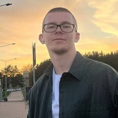 Фотография мужчины Макс, 22 года из г. Богучар