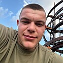 Данил, 23 года