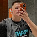 Володя, 22 года