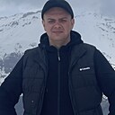S V, 34 года