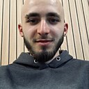 Данил, 22 года