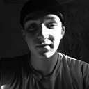 Роман, 20 лет