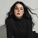 София, 19 лет