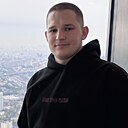Макс, 22 года