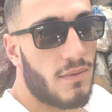 Фотография мужчины Artyom, 31 год из г. Мытищи