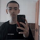 Виктор, 22 года