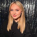 Алсу, 25 лет