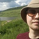 Макс, 24 года