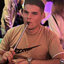 Максим, 24 года