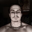 Shady, 20 лет