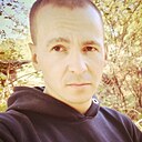 Ден, 33 года