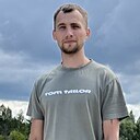 Максим, 33 года