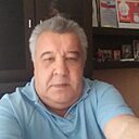 Эдуард, 64 года
