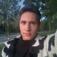 Фотография мужчины Олег, 19 лет из г. Новокуйбышевск