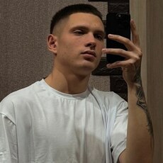 Фотография мужчины Сережа, 21 год из г. Нижний Тагил