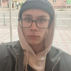 Фотография мужчины Данил, 19 лет из г. Омск