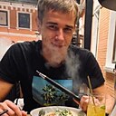 Саша, 32 года