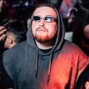 Рус, 24 года
