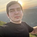 Раджаб, 18 лет